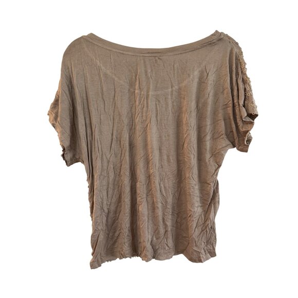 Romeo & Juliet Couture Tan Sequin Embellished Short Sleeve Top L 98% Cotton/2% P - Picture 3 of 4